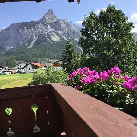 Bed and Breakfast Haus Karl'S Ruh Ehrwald Esterno foto