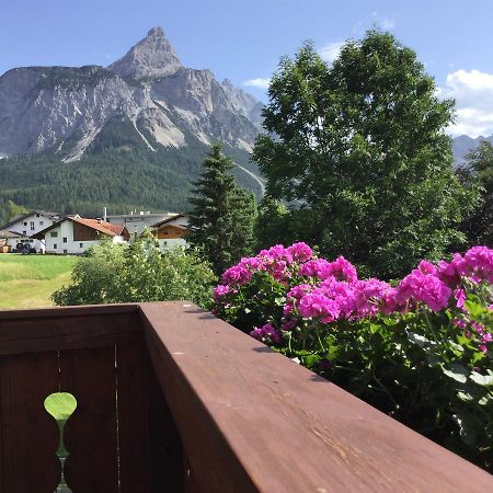 Bed and Breakfast Haus Karl'S Ruh Ehrwald Esterno foto