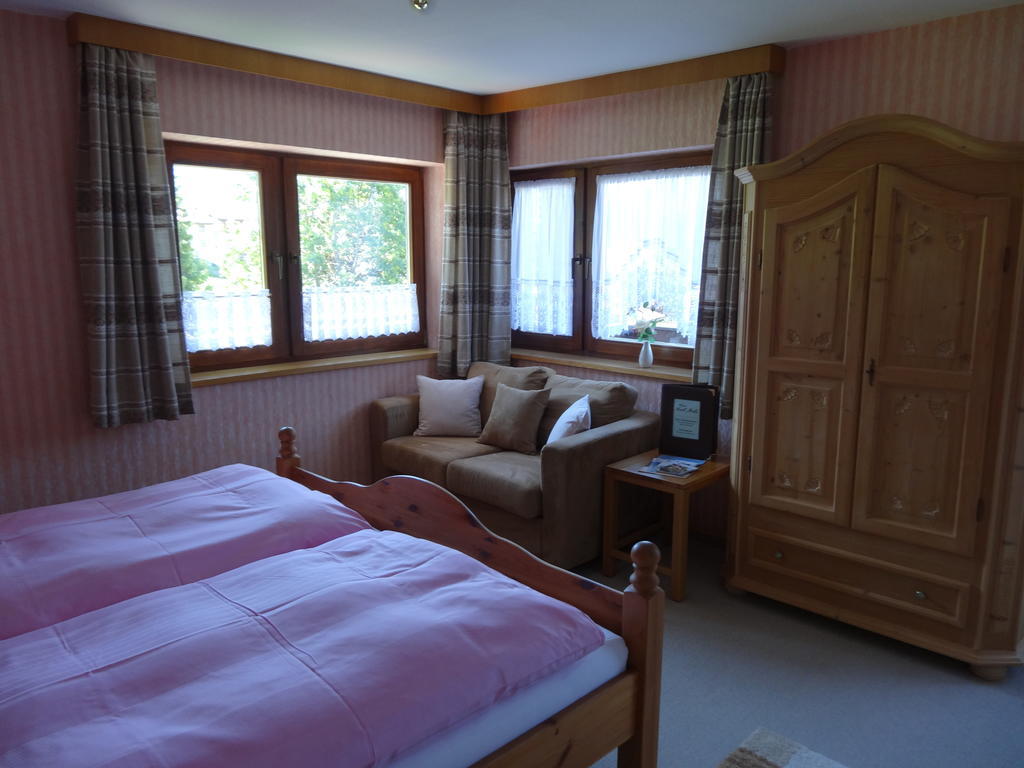 Bed and Breakfast Haus Karl'S Ruh Ehrwald Camera foto