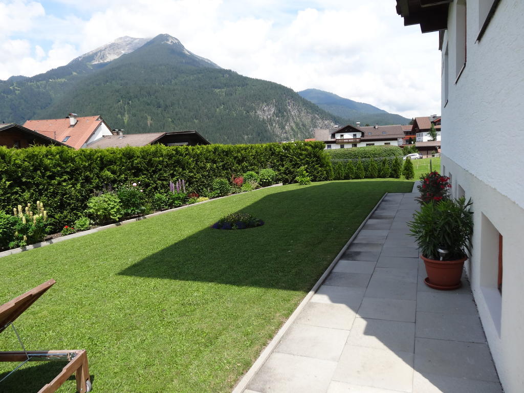 Bed and Breakfast Haus Karl'S Ruh Ehrwald Esterno foto